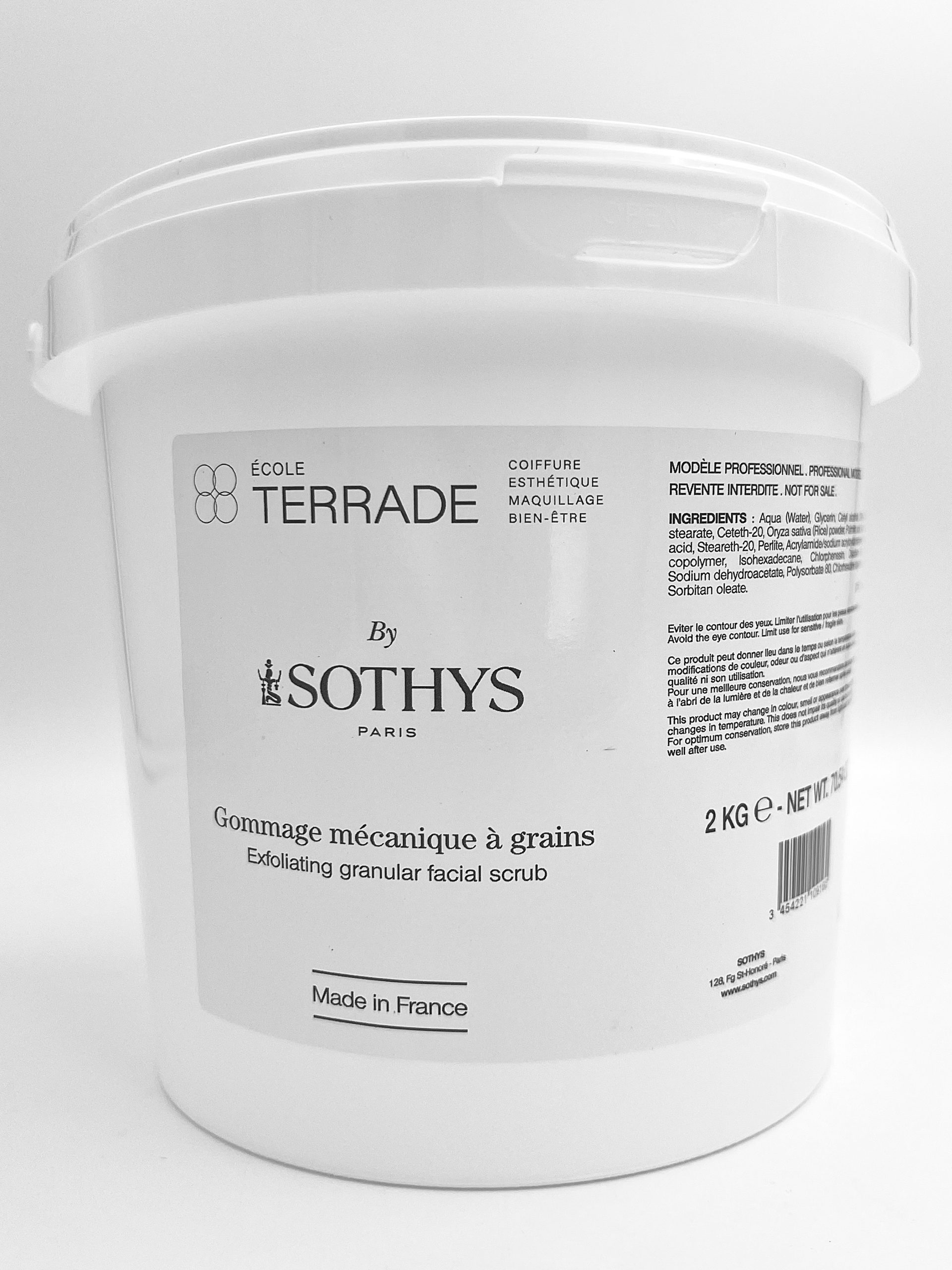 GOMMAGE MECANIQUE A GRAINS